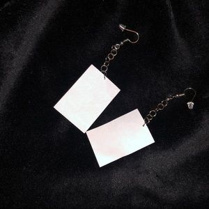 Paper earrings